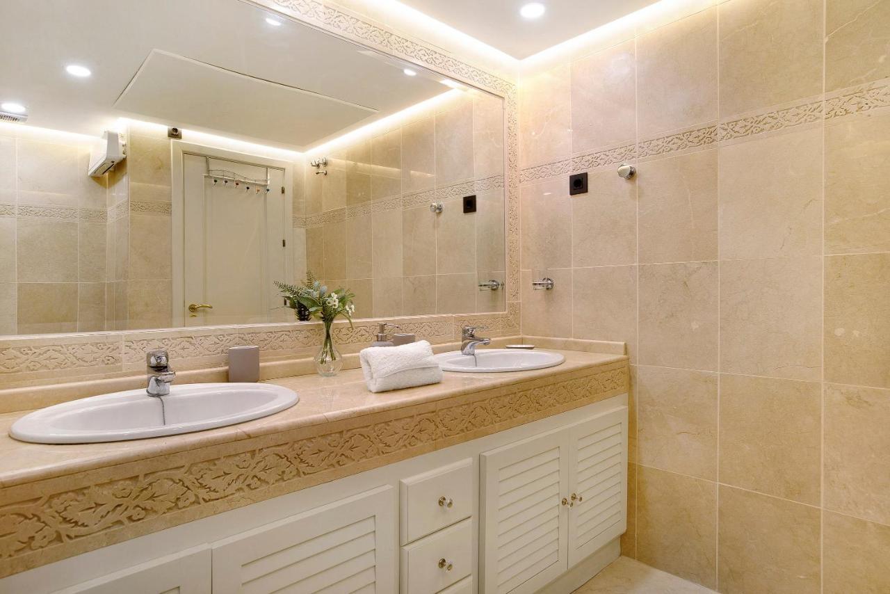 Luxury In Puerto Marina Apartment Benalmadena Ngoại thất bức ảnh