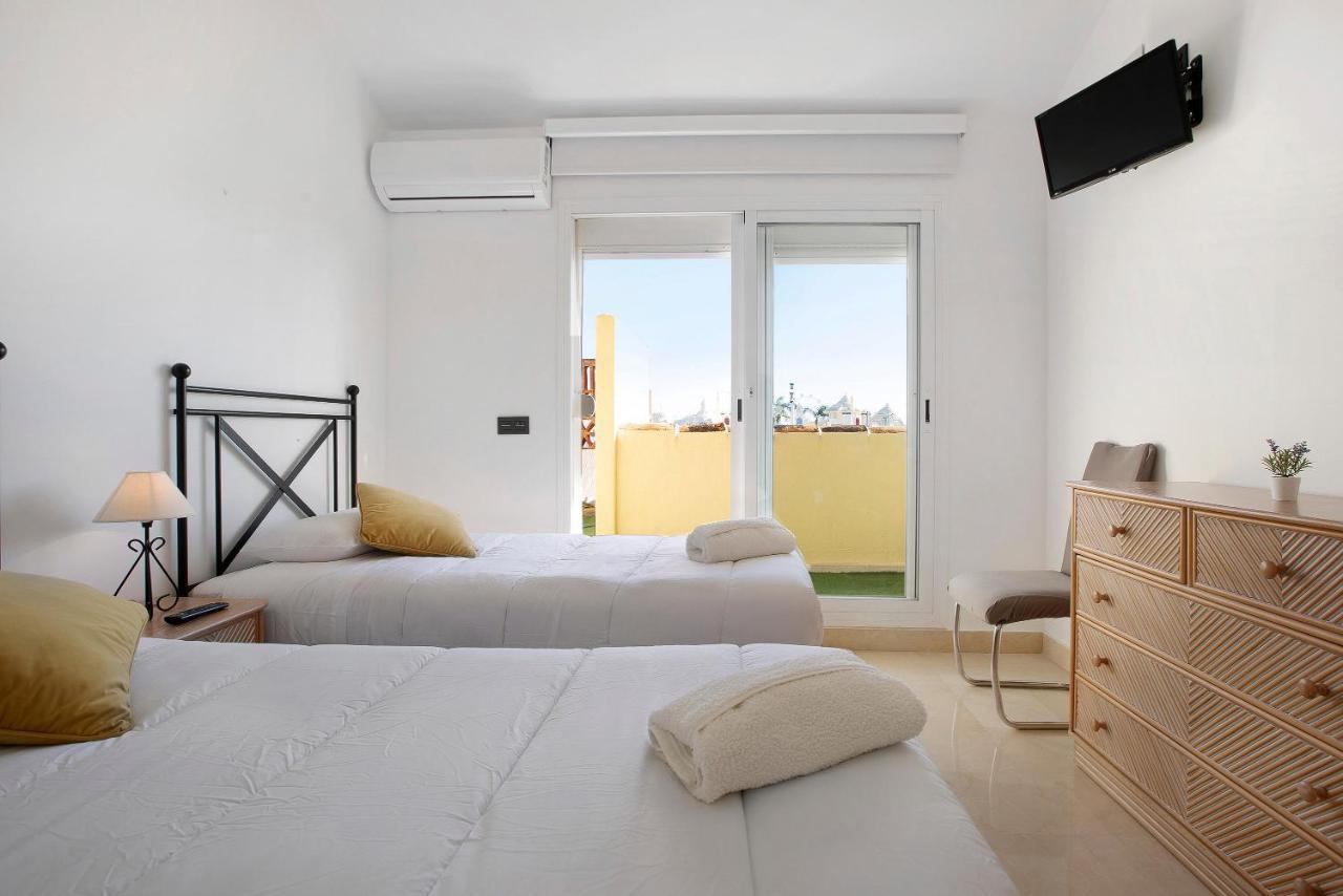 Luxury In Puerto Marina Apartment Benalmadena Ngoại thất bức ảnh